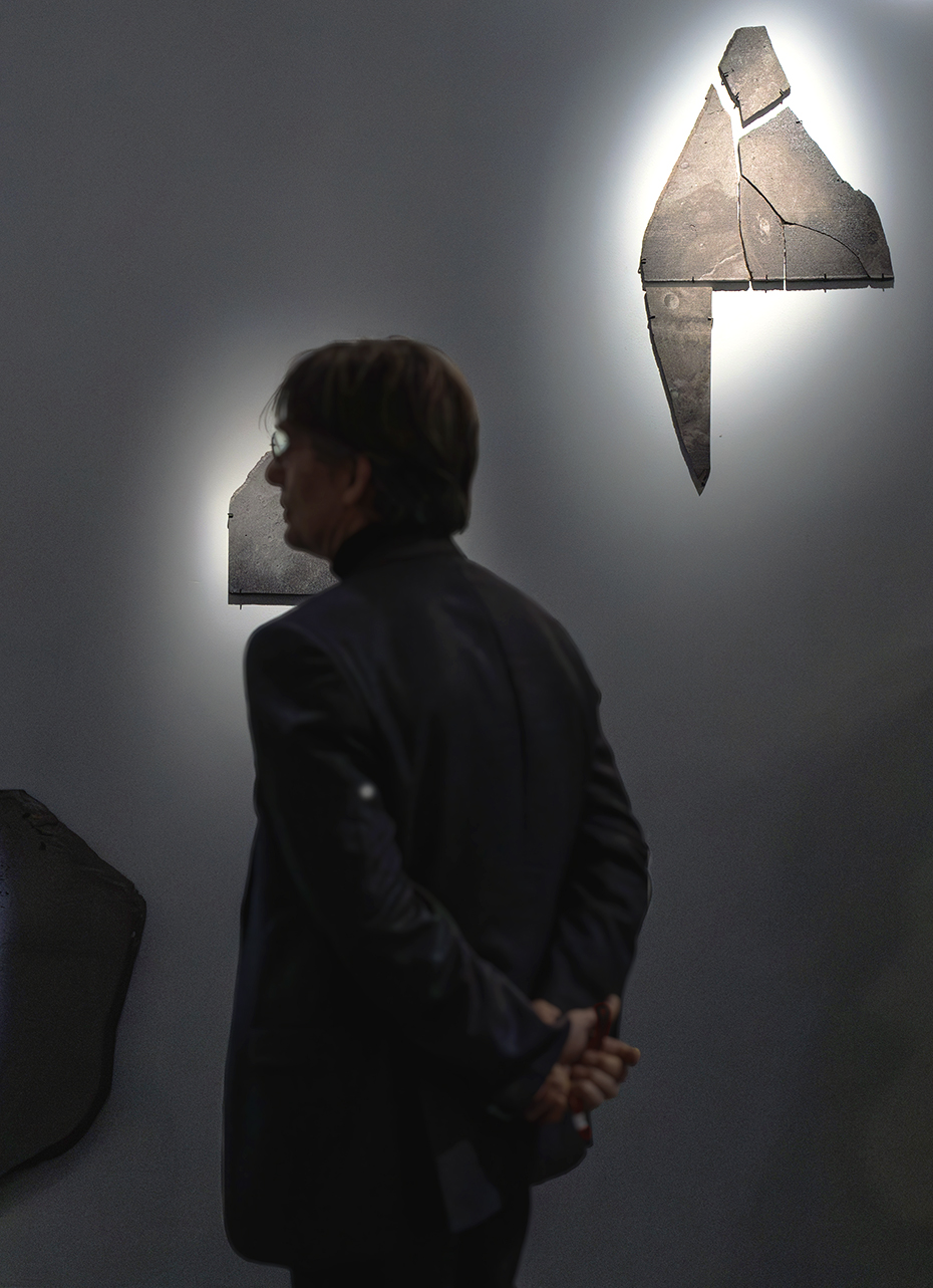 Vernissage de l’exposition « Mare Nubium » de Charlotte CHARBONNEL. A la Cité des Sciences et de l’Industrie, Paris, novembre 2024.